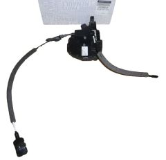 Oven lukitusmekanismi Oikea Taka Renault Clio IV 825000767R Oven lukitusmekanismi Oikea Taka Renault Clio IV 825000767R