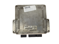 Ohjausyksikkö 0281011084 9640938680 9647693180 PSA Bosch 3772