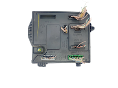 Ohjausyksikkö BCM X95 284B15986R S180098101C Renault 39681
