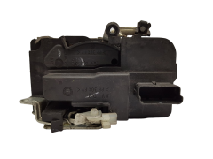 Oven lukitusmekanismi Oikea Etu 9136P7 Citroen Berlingo Peugeot Partner Valeo 10915
