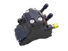 Ruiskutuspumppu 0986437021 33100-27500 Bosch Hyundai 1.5 CRDi