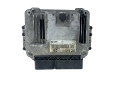 Ohjausyksikkö 51798000 0281013672 Alfa Romeo Bosch 50021