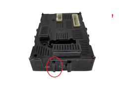 Ohjausyksikkö BCM L2N Nissan 284B2AX620 21676270-2A 18512
