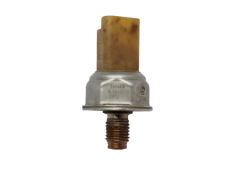 Polttoainepaineanturi 9676643880 Citroen Peugeot 1.6 eHDI BlueHDI