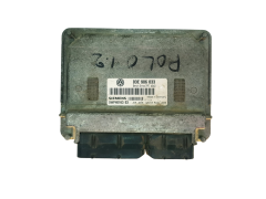 Ohjausyksikkö 03E906033 5WP40163 04 VW Siemens 32616