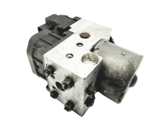Abs-pumppu Audi A4 VW Passat B5 8E0614111AB 0273004281 60007