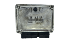 Ohjausyksikkö 045906019BP 0281012194 VW Bosch 49425
