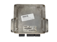 Ohjausyksikkö 0281011084 9640938680 9647693180 PSA Bosch 3321
