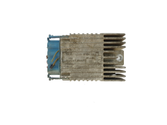 Ohjausyksikkö Mercedes A0275458032 E5001004 36849