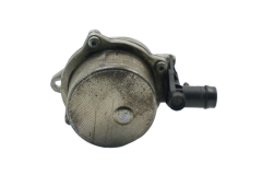 Alipainepumppu 8200072985 72238908F Renault 1.9 DCI