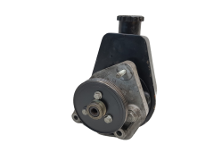 Ohjaustehostimen Pumppu 7700842715 7700869743 1.4 Renault Clio 7700850233