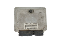 Ohjausyksikkö 90562574 0281001674 Opel Bosch 46094