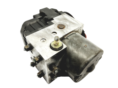 Abs-pumppu Opel Corsa B 90496978 0265216409 Bosch 34737