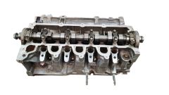 Sylinterikansi 110421615R--B 110413019R 1.5dci Renault Mercedes 115000 km