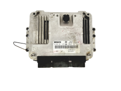Ohjausyksikkö 8200391971 0281011275 8200269879 Renault Bosch