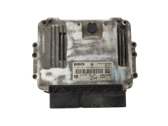 Ohjausyksikkö 0281011943 55556829 8973785712 Opel Bosch GM Isuzu 3210