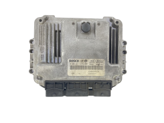 Ohjausyksikkö 0281011275 8200305678 8200269879 Renault Bosch 54373