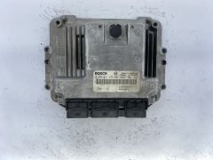Ohjausyksikkö 0281011275 8200305678 8200269879 Renault Bosch 52282