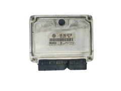 Ohjausyksikkö 045906019BP 0281012194 VW Bosch 45639