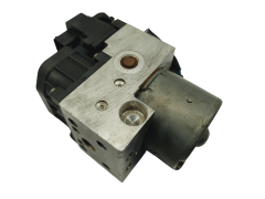 Abs-pumppu Nissan Almera N16 476605M301 0273004452 Bosch 66537