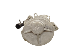 Alipainepumppu 1,9 DCI 8200720562 Bosch Renault