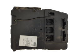 Ohjausyksikkö UCH X84 N2 8200306434 S118400220C Renault Siemens 1262
