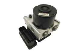 Abs-pumppu Ford Fiesta 8V512M110AD 06.2109-5581.3 Ate 61977