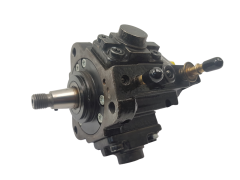 Ruiskutuspumppu Bosch 55254750 0445010424 0928400825 1.6 2.0 D Fiat 1027