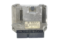 Ohjausyksikkö 03G906021LN 0281013282 VW Seat Bosch 63845