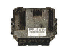 Ohjausyksikkö 0281011724 8200311550 8200384493 Renault Bosch 19646