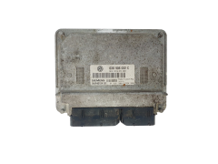 Ohjausyksikkö VW 03D906032C 5WP40124 07 Siemens 44574