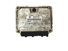 Ohjausyksikkö 030906032R 0261207203 Volkswagen Bosch 24271