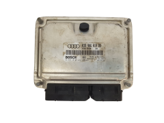 Ohjausyksikkö 038906019BS 0281010224 Audi Bosch 3118