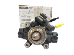 Ruiskutuspumppu Renault Opel Nissan 1670000Q2C 167008683R Alkuperäinen