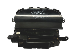 Nopeusmittari Toyota Yaris 83800-52610 457300-0891 40606