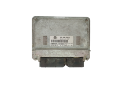 Ohjausyksikkö 03E906033L 5WP40194 07 VW Siemens 47031