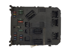 Ohjausyksikkö BSI E02-00 9646777380 S118085210G PSA Siemens 1364