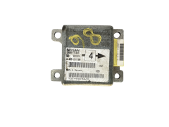 Ohjausyksikön moduuli 0285001188 085562F400 Nissan Bosch