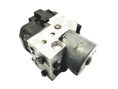 Abs-pumppu Audi A4 VW Passat B5 8E0614111AB 0273004281 45607