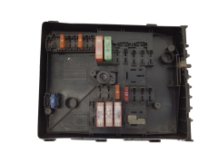 Ohjausyksikkö 1K0937125A 0-1718307-1 VW Seat Audi Tyco 20376