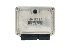 Ohjausyksikkö 038906019BK 0281010305 VW Bosch 42828