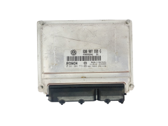 Ohjausyksikkö 8D0907558G 0261204773 VW Bosch