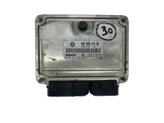 Ohjausyksikkö Seat 038906019NE 0281011824 Bosch 52465