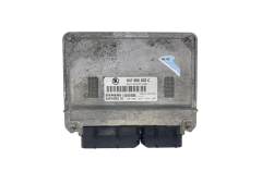 Ohjausyksikkö 047906033C 5WP44203 10 Skoda Siemens 57077