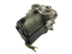 Abs-pumppu Mercedes-Benz E W124 0265200043 Bosch 62107