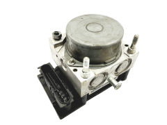 Abs-pumppu Clio 3 Renault 0265800559 8200747140 Bosch 39345