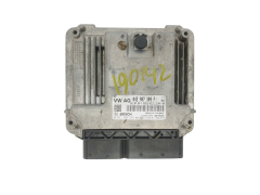 Ohjausyksikkö 04E907309F 0261S09836 VW Bosch 44089