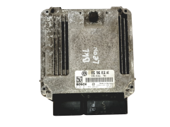 Ohjausyksikkö 03G906016AK 0281011884 VW Seat Skoda Audi Bosch 30090