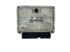 Ohjausyksikkö 038906019CD 0281010218 VW Bosch 47883