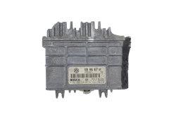 Ohjausyksikkö VW Seat 030906027AK 0261203930 Bosch 54789